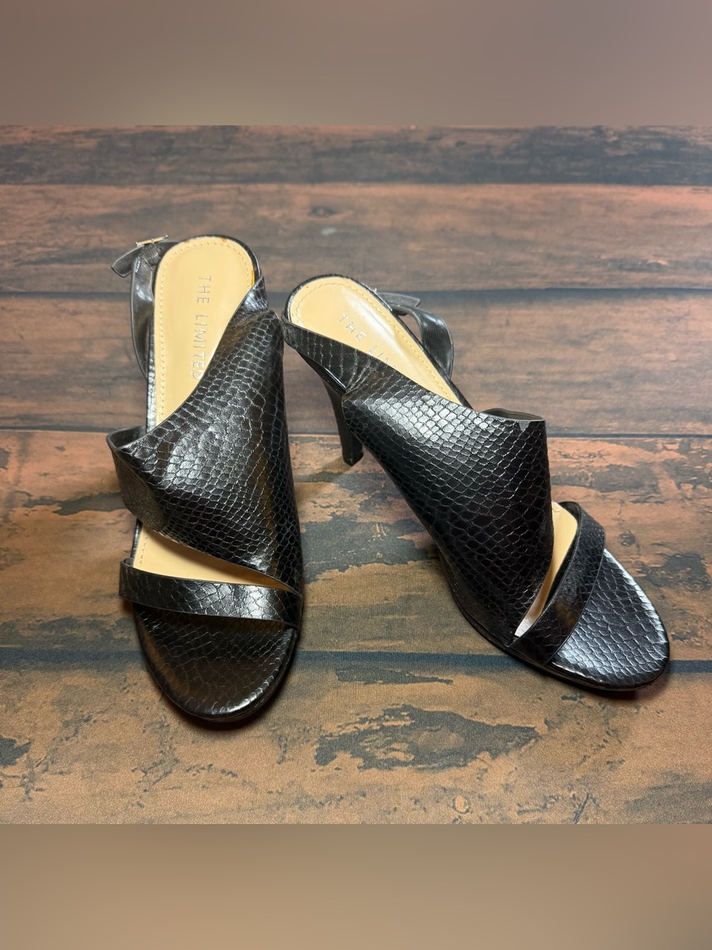 The Limited Terra Black Snake Skin Print 4" stiletto Slim High Heels Size 9.5
